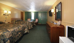 Room with 2 Queen Beds Non Smoking          